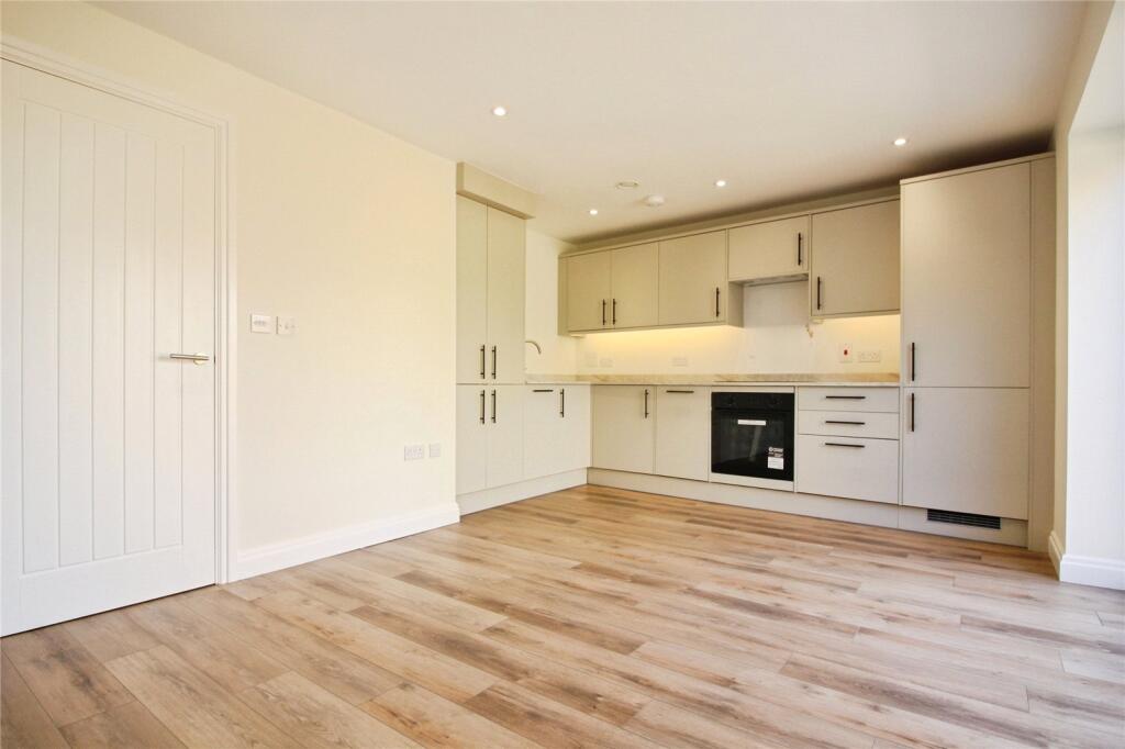 Main image of property: Oxford Road, Reading, RG1