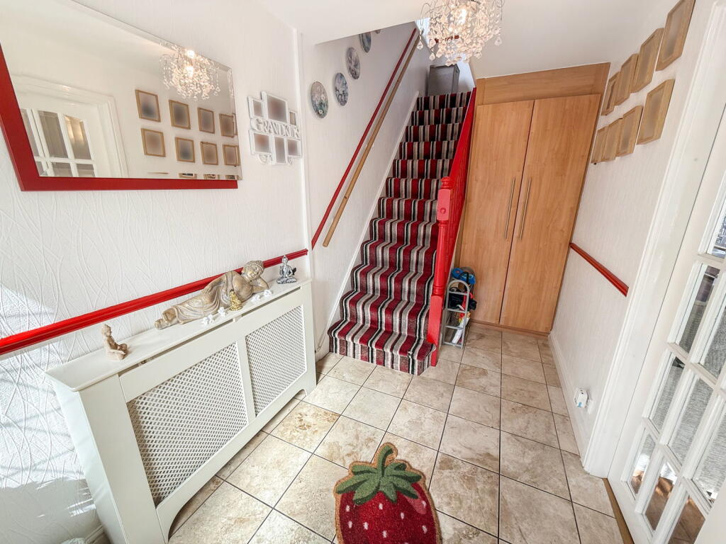 House in Wirral, Liverpool City Region - View 3