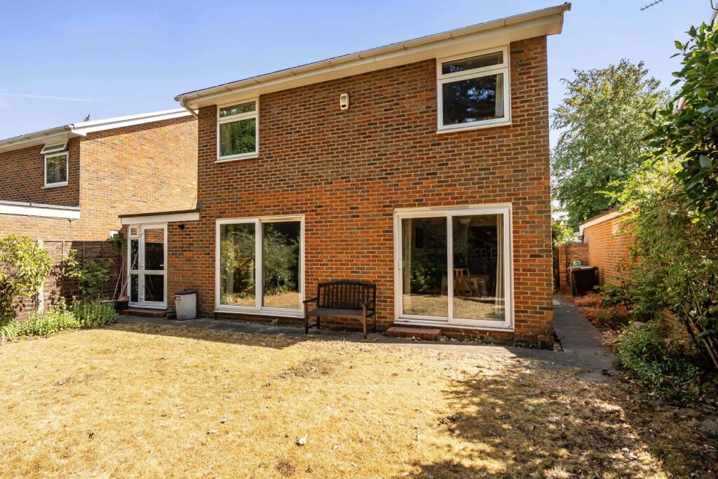 House in Kingston upon Thames - View 4