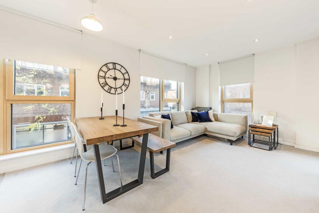 Apartment in London - View 2