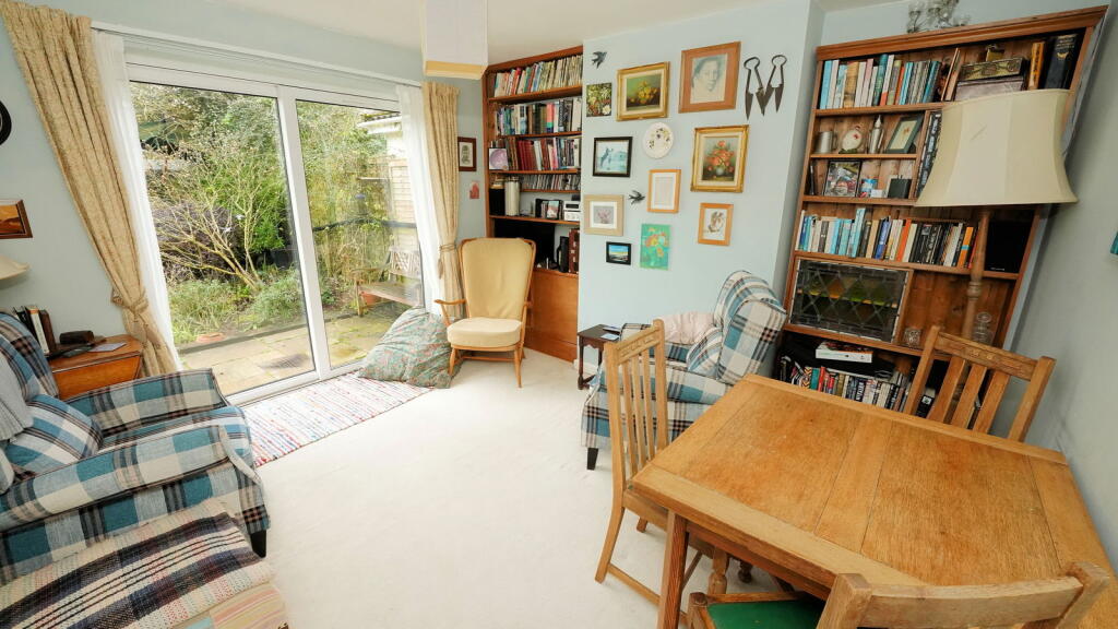 Hilldale Road - a peaceful position away from areas of new housing photo 4