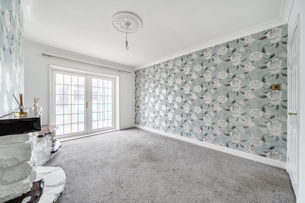 Smithyfield Road, Stoke-On-Trent, Staffordshire, ST6 photo 4