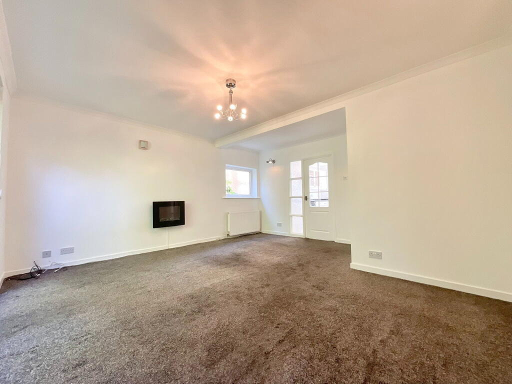 Apartment in Sefton, Liverpool City Region - More