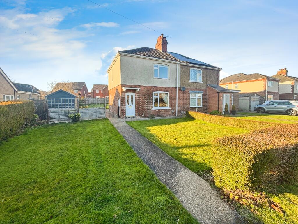 Main image of property: Lincoln Road, Dunholme, LN2