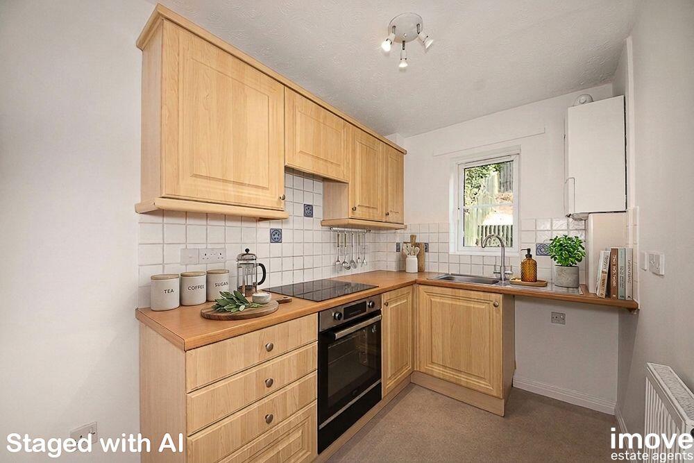 House in Torquay, Barton - More