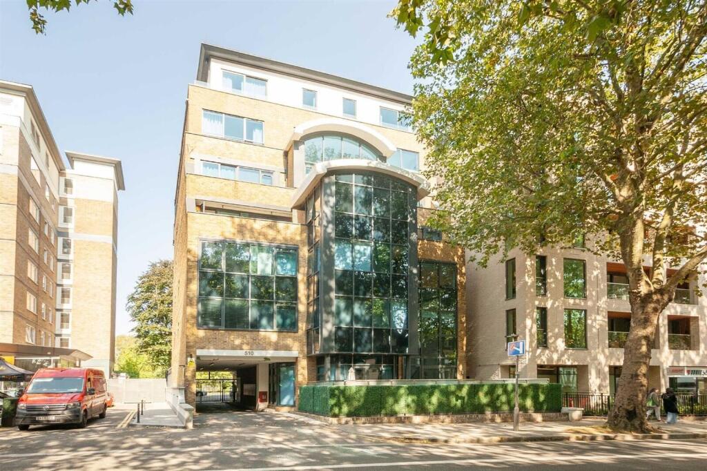 Main image of property: Chiswick High Road, Chiswick, London, W4