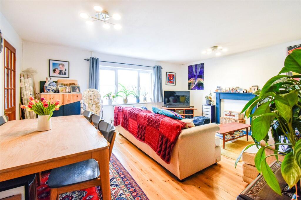 Main image of property: London Road, Marlborough, Wiltshire, SN8