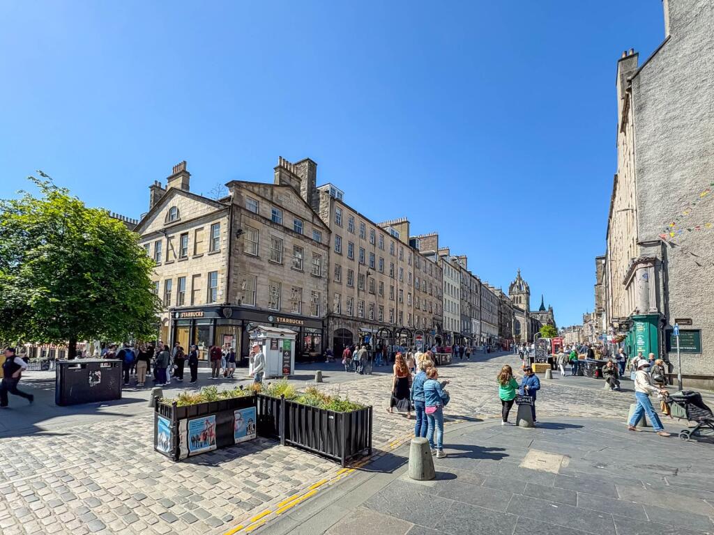 Main image of property: 1/9 New Assembly Close, 142 High Street, Edinburgh, EH1