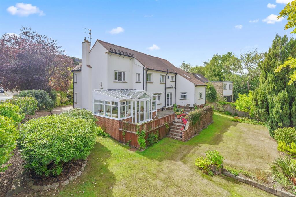 Bolling Road, Ilkley photo 3