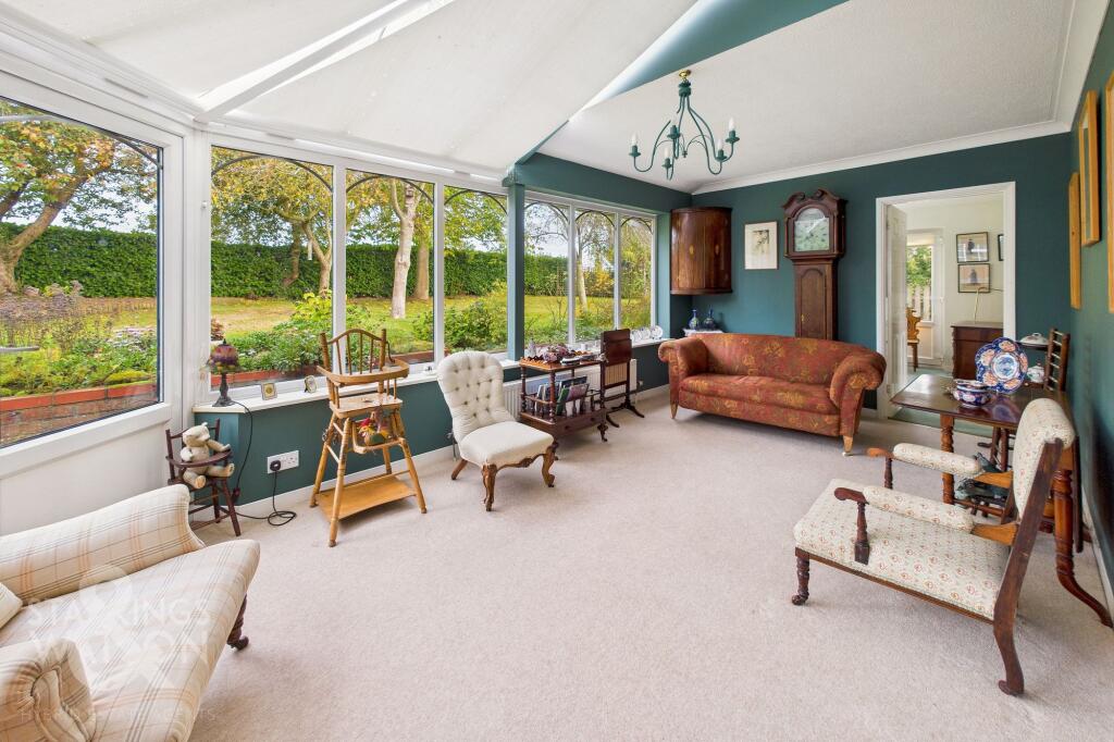 Lingwood Road, Blofield, Norwich photo 3