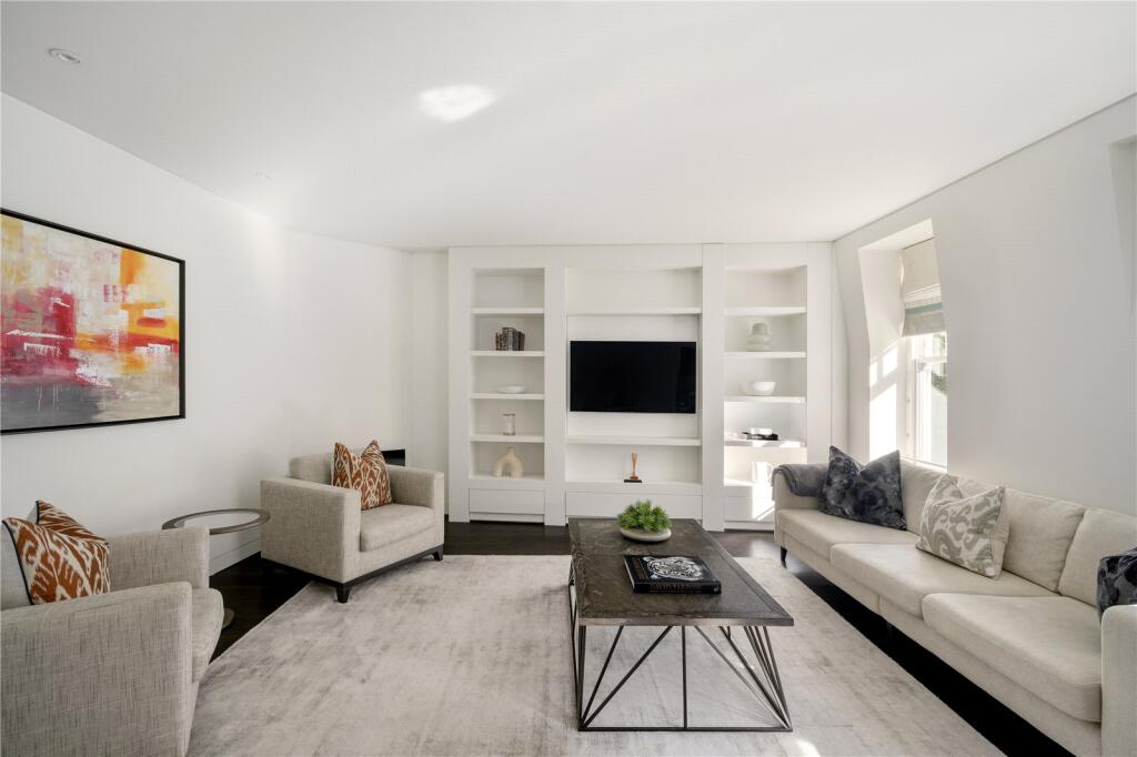 Apartment in London - More
