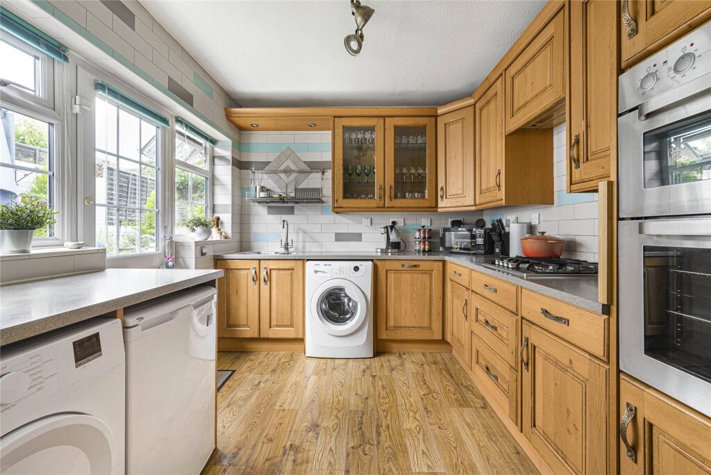 House in Rochester, Cliffe and Cliffe Woods - View 4