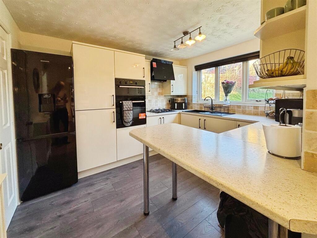 Additional image 5 of Cheriton Drive, Queensbury, Bradford, BD13 1QA