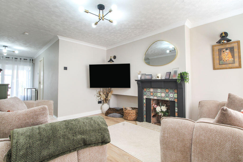 House in Milton Keynes, Clapham - View 2