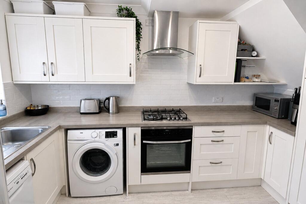 Church Street, Lidlington, Bedfordshire, MK43 photo 2