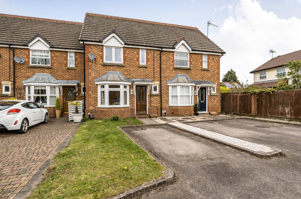 Main image of property: Hale End, Bracknell, Berkshire