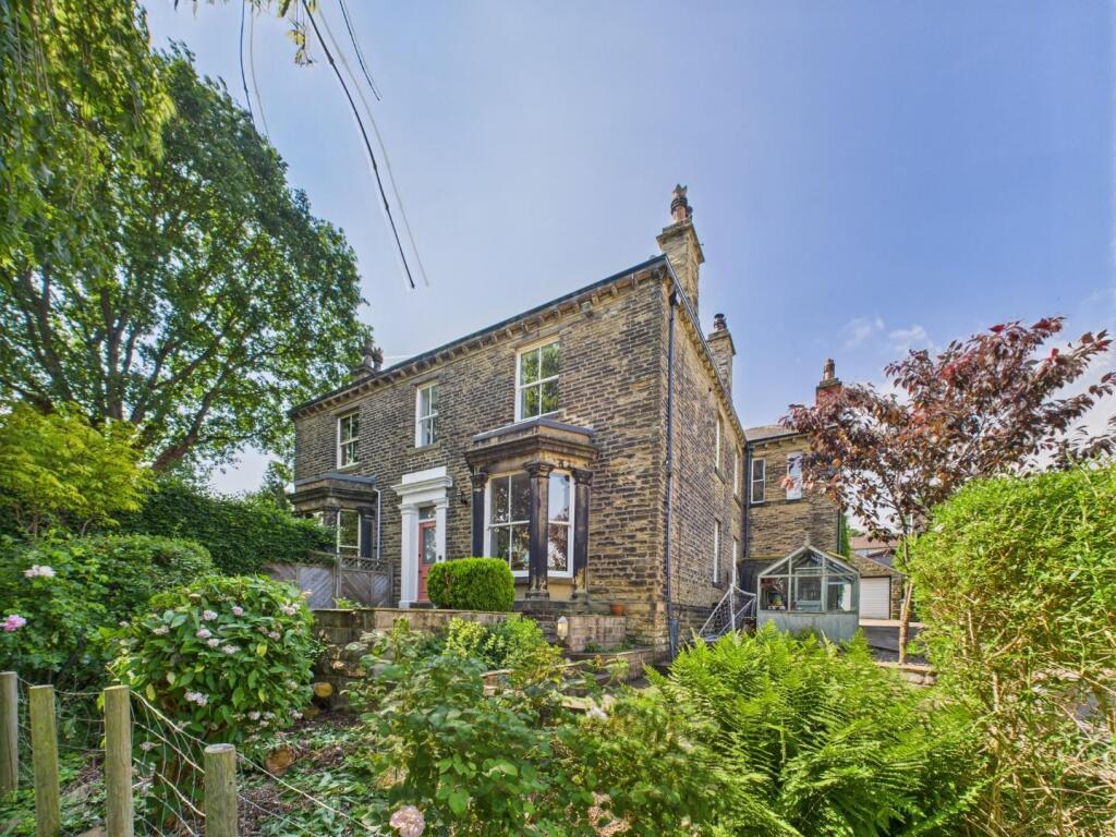 Main image of property: The Drive, Greengates