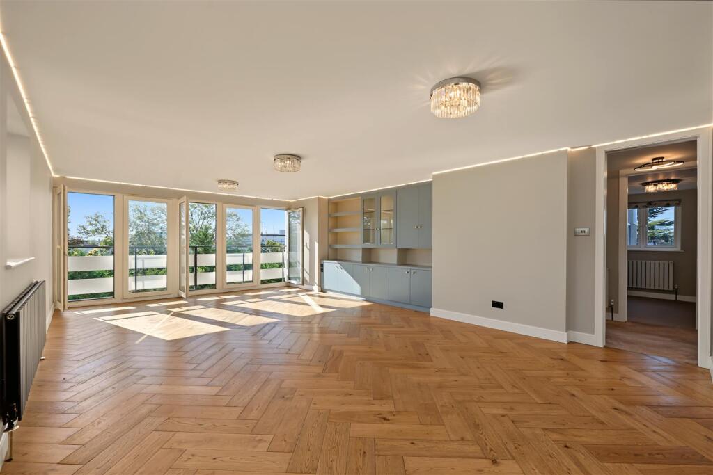 Apartment in London - View 3