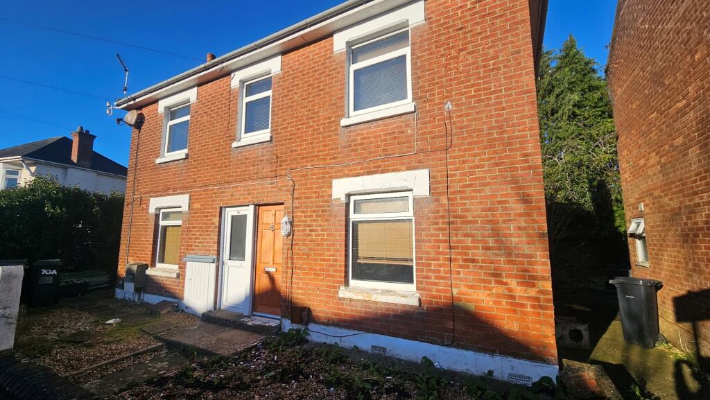 Main image of property: **3 Bed Ground Floor Flat Stanfield Road**