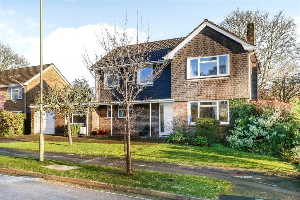 4-bed detached on Silwood Close, Winchester, Hampshire, SO22, £900,000