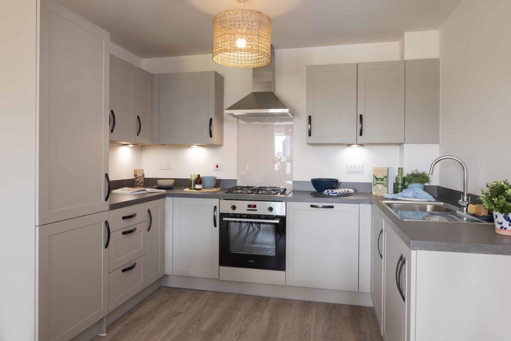Apartment in East Grinstead, Felbridge - View 4