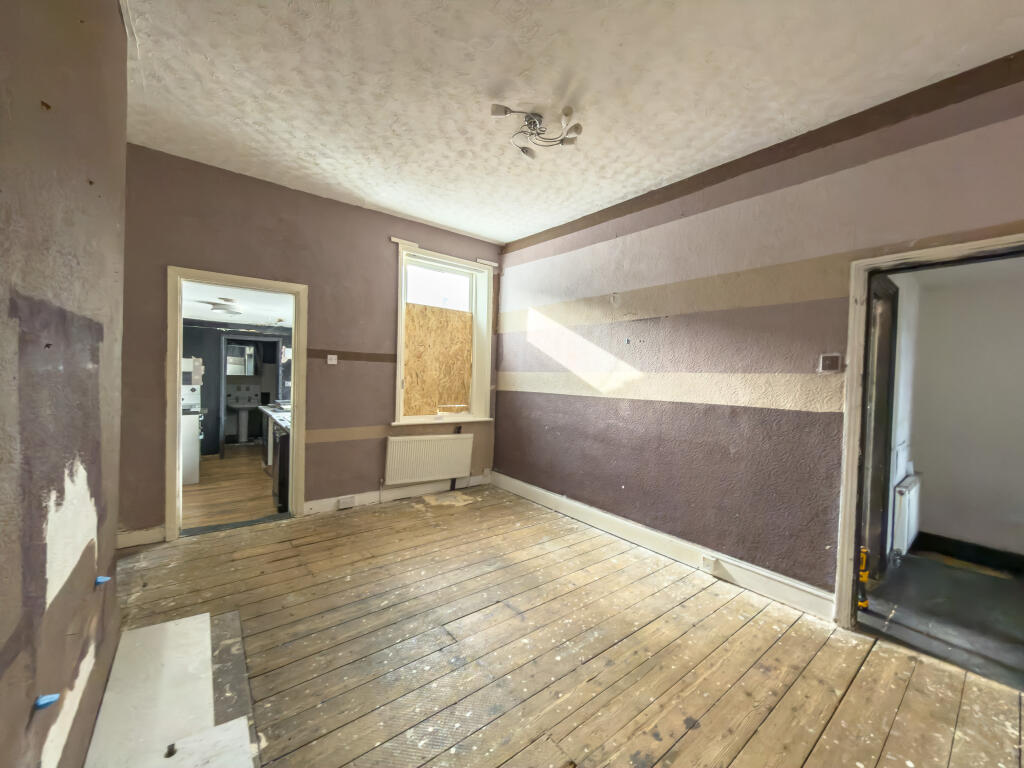 Apartment in Newcastle upon Tyne - View 3