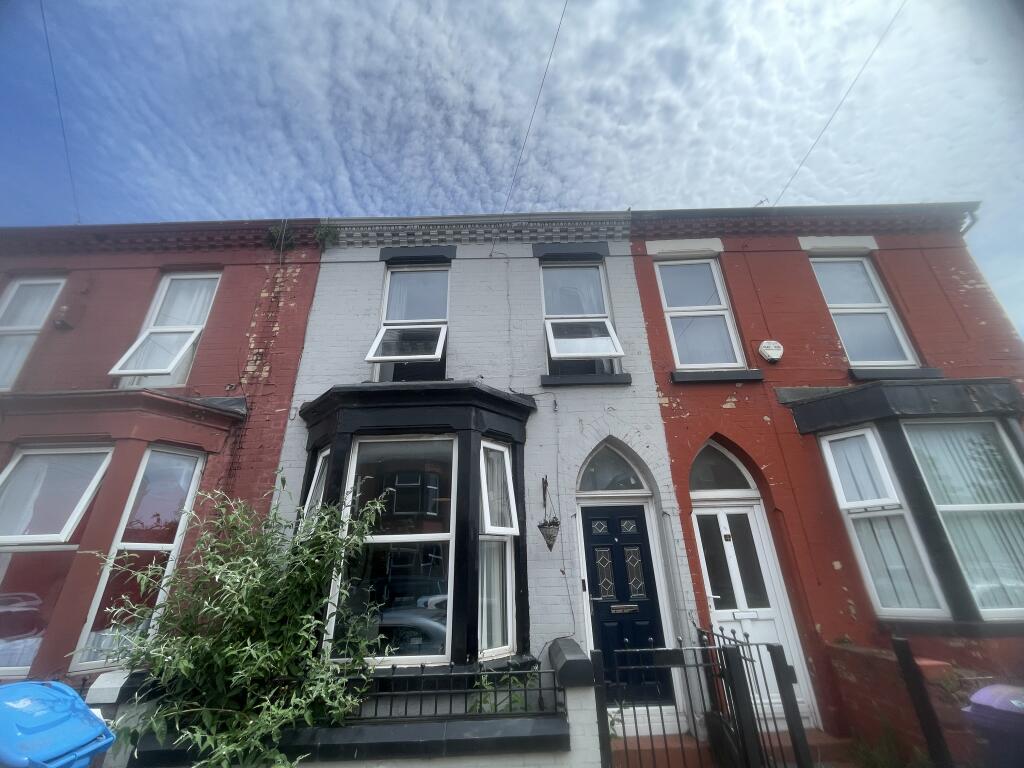 Main image of property: Southbank Road L7