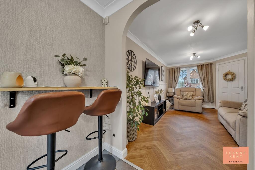 House in Cardiff, Hendredenny, Penyrheol Trecenydd & Energlyn - View 4