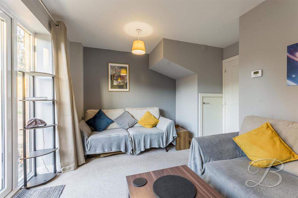 Meden Avenue, New Houghton, Mansfield photo 4