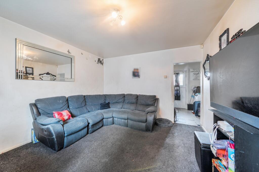 House in London - View 3