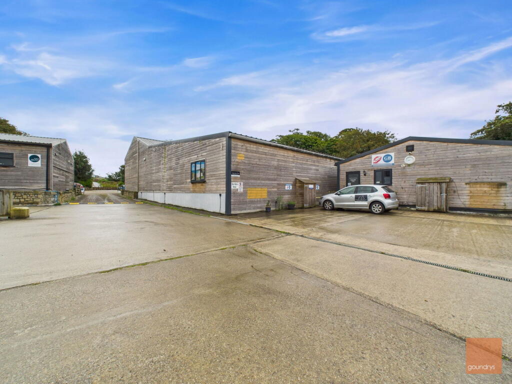 Offices & Workshops To Rent, Nr Redruth, TR16 4QG photo 4