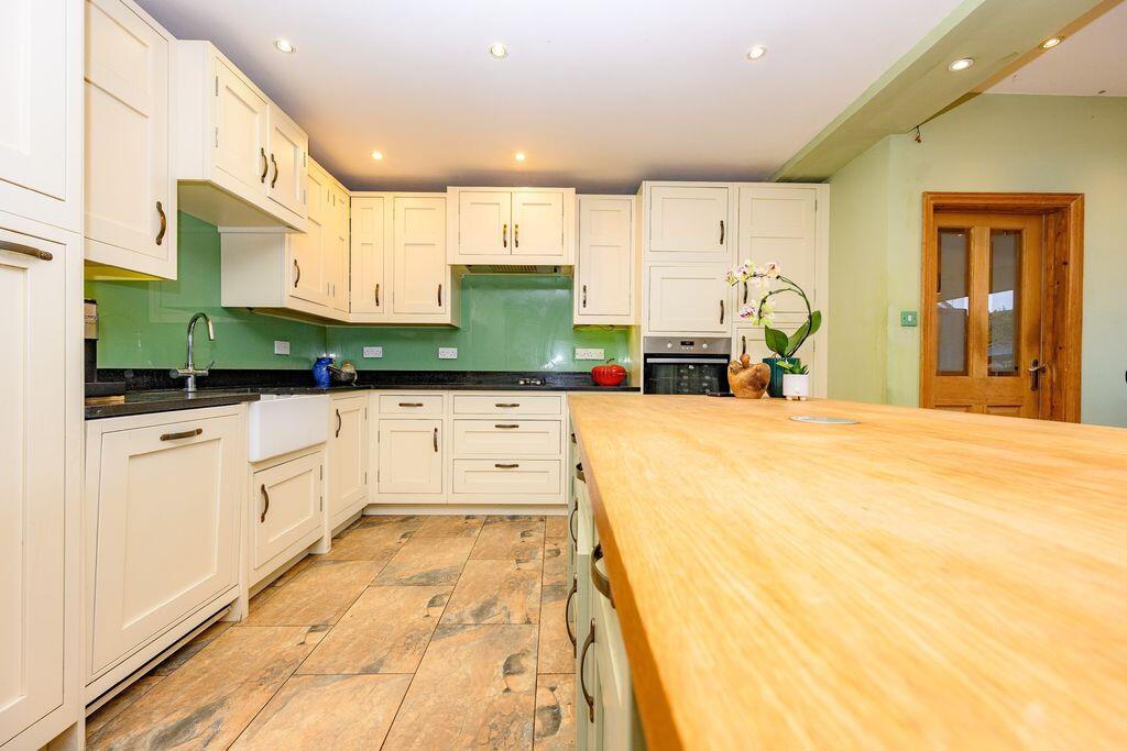 Additional image 16 of Dixons Hill Road, Welham Green