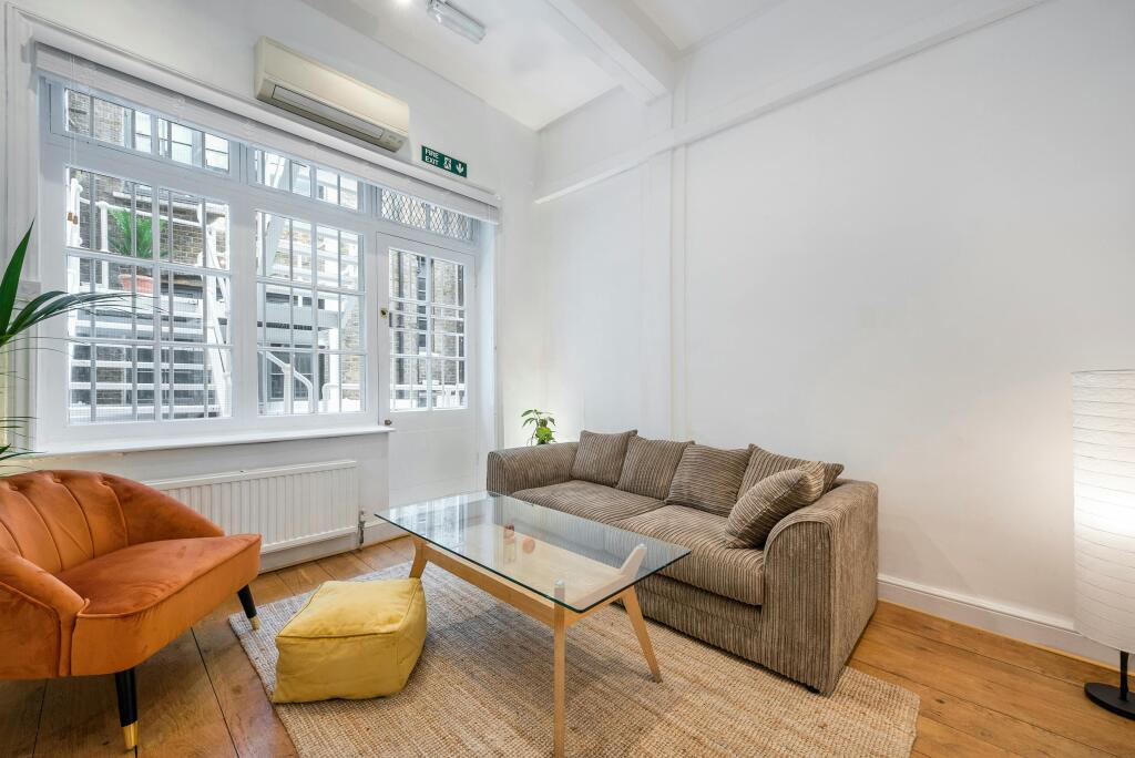 office 4.jpg
