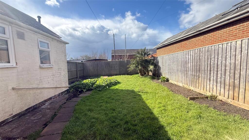 Fairlee Road, Newport, Isle of Wight - More