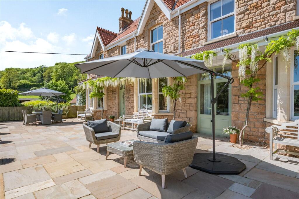 Main image of property: Walton Street, Walton-in-Gordano, Clevedon, North Somerset, BS21