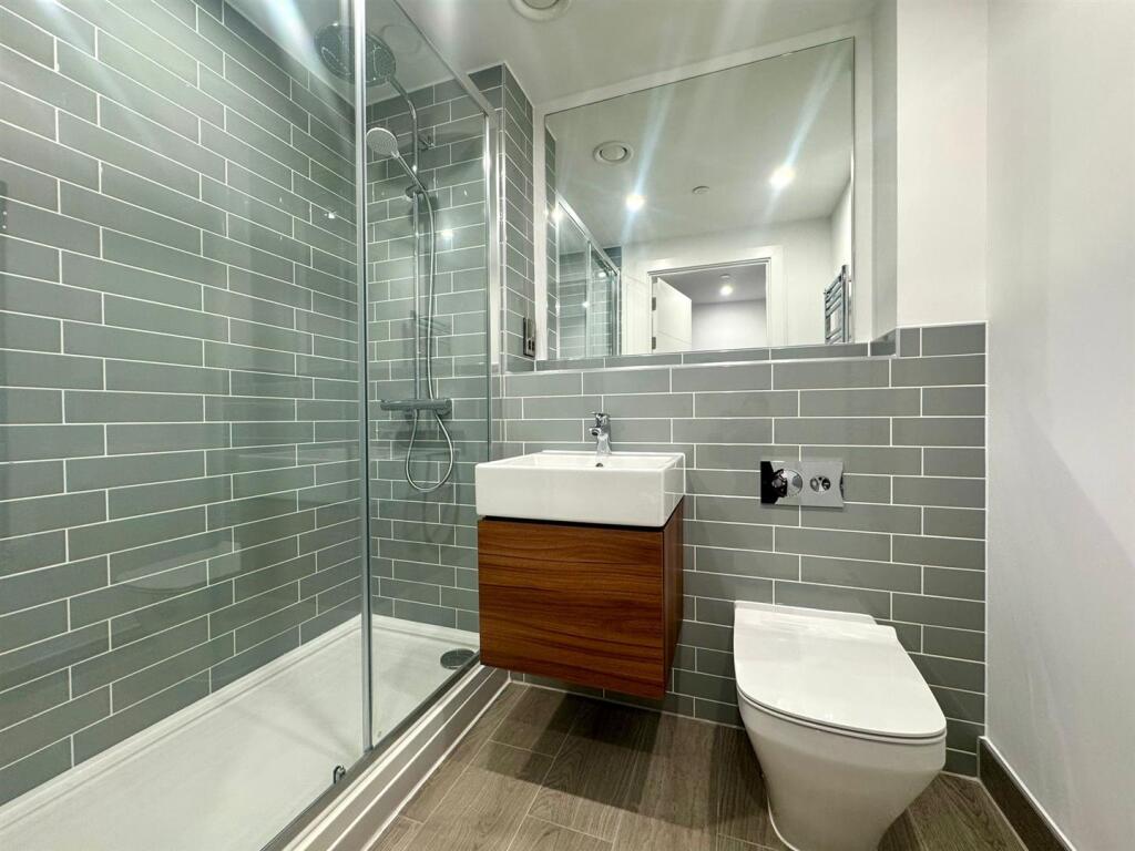 Apartment in Birmingham, Calthorpe Fields - View 5