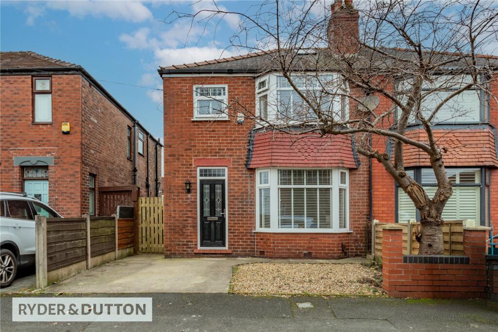 Main image of property: Meadway, Chadderton, Oldham, Greater Manchester, OL9