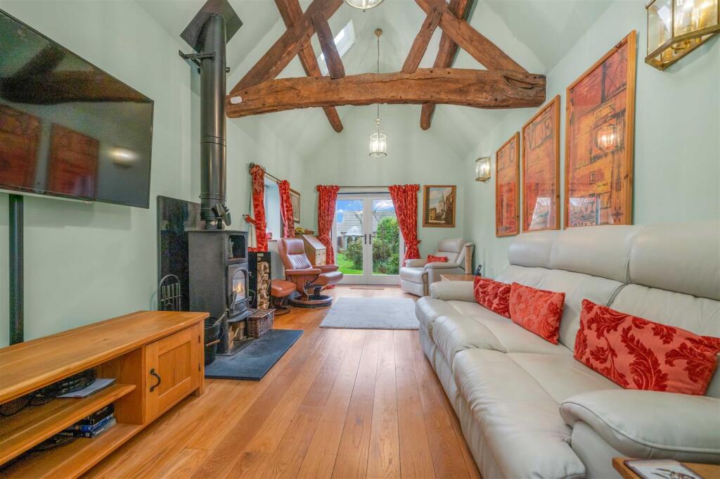 Additional image 11 of High Street, Henley-In-Arden