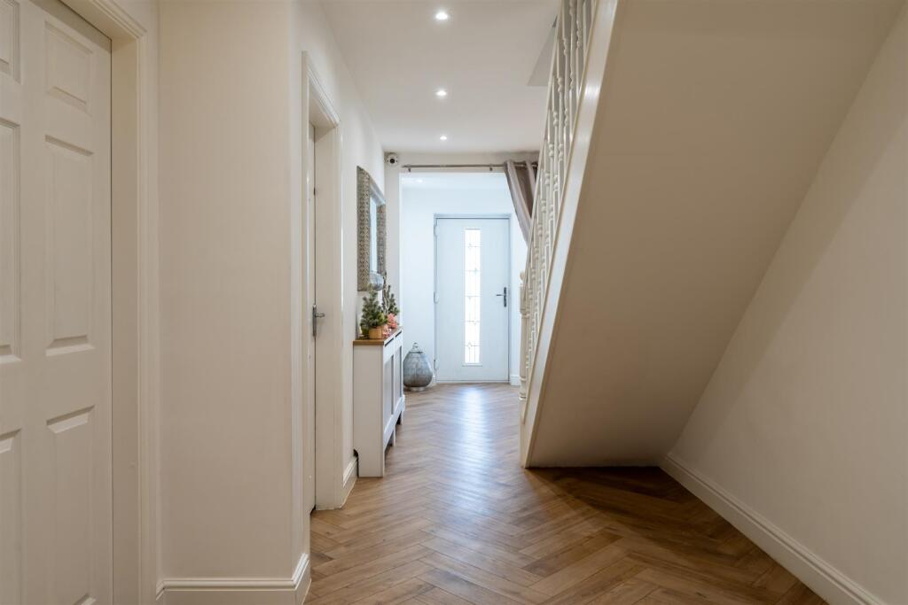 House in Sheffield - View 5