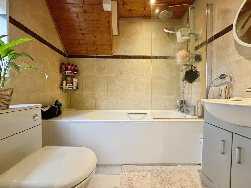 House in Rushmoor, North Camp, Farnborough - View 5
