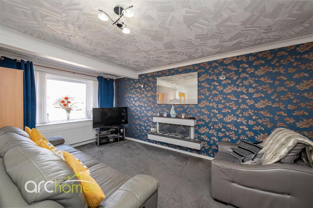 House in Wigan, Greater Manchester - View 5