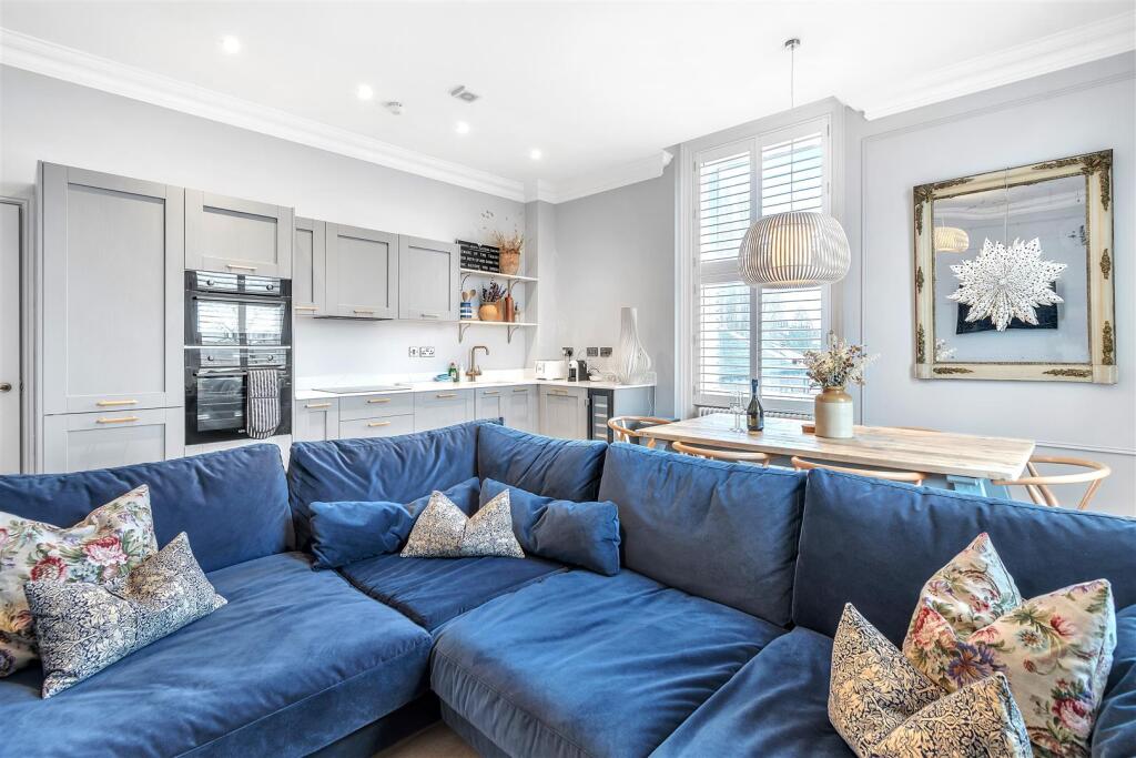 Apartment in York - View 3