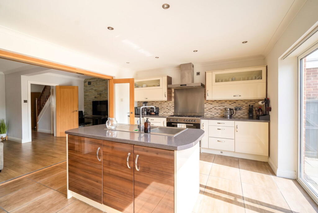 House in Birmingham - View 5