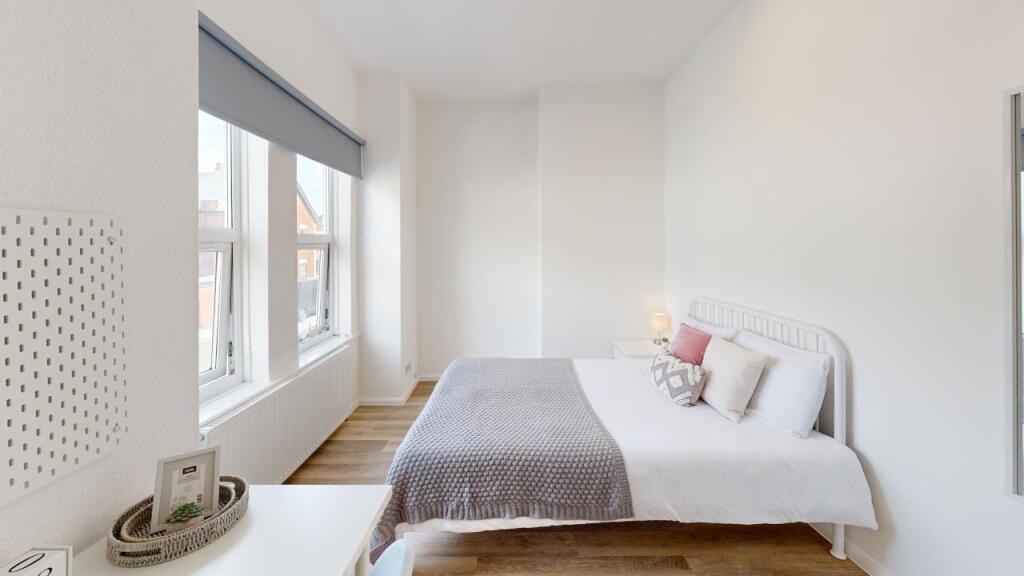 House in Newcastle upon Tyne - View 5