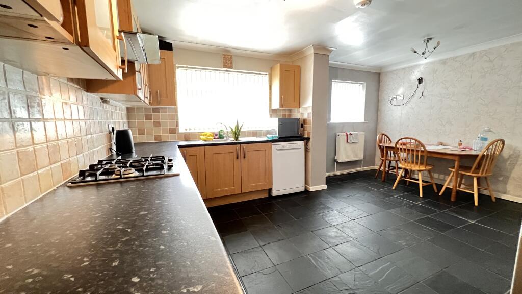 House in Peterborough - View 5