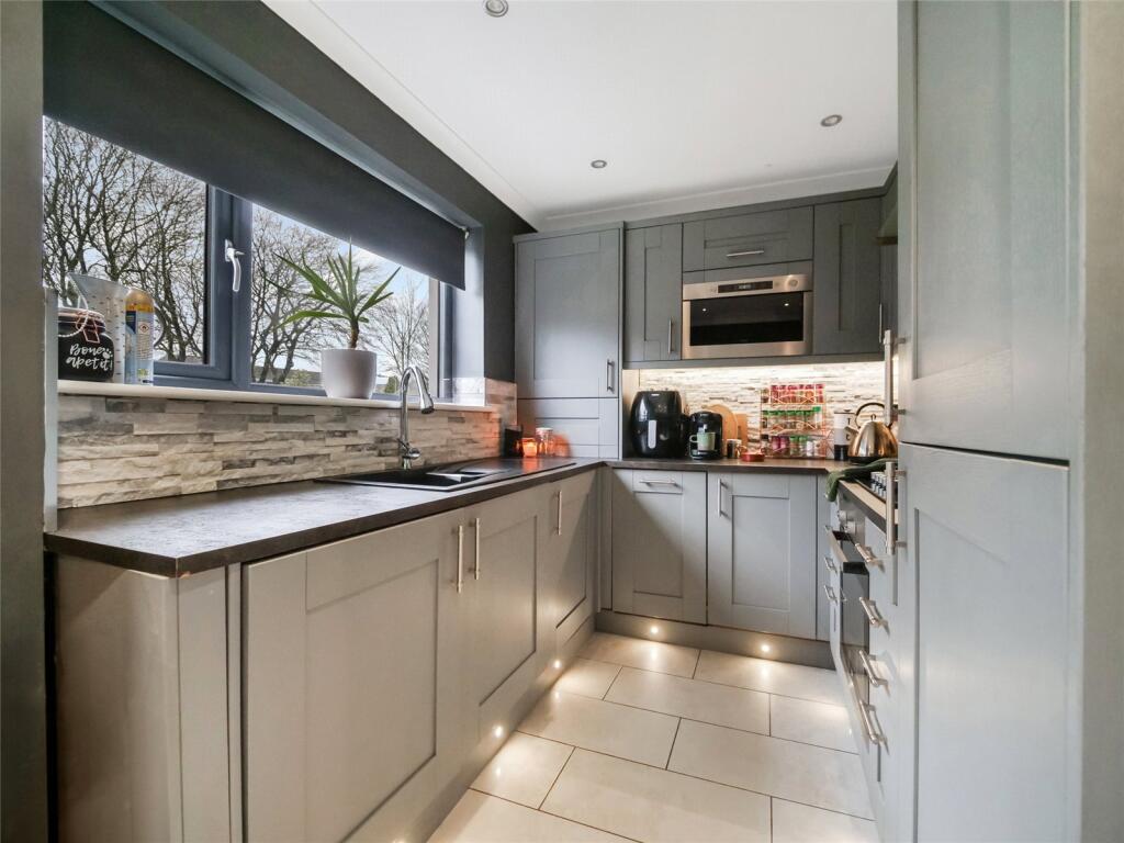 Bonnyton Drive, Eaglesham, Glasgow, East Renfrewshire, G76 - View 5