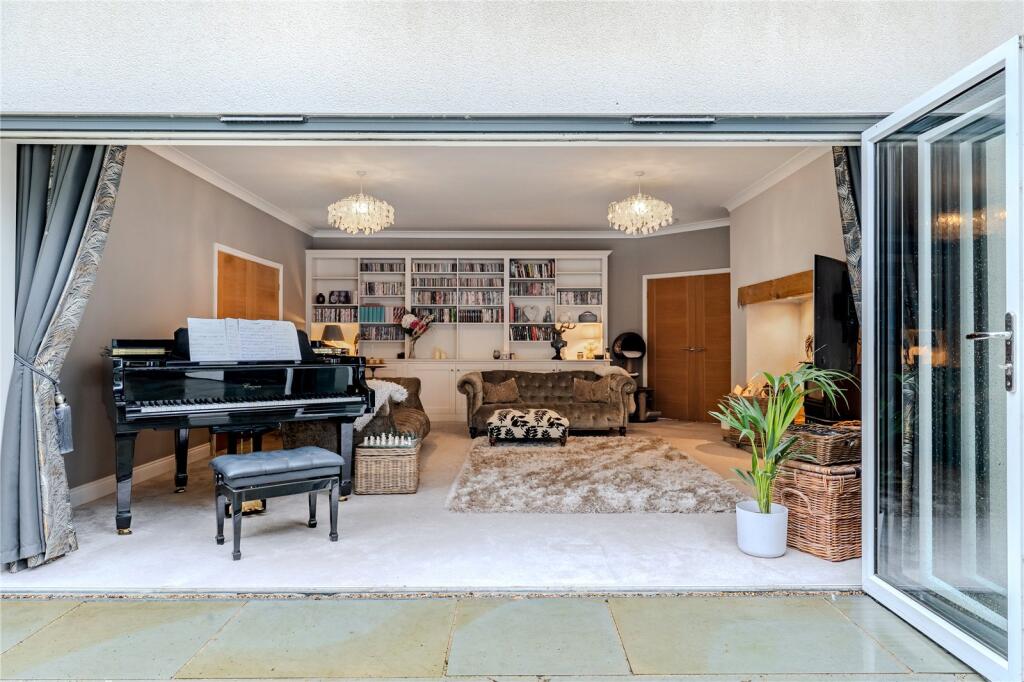 Main image of property: Glapthorn Road, Oundle, Peterborough, Northamptonshire, PE8