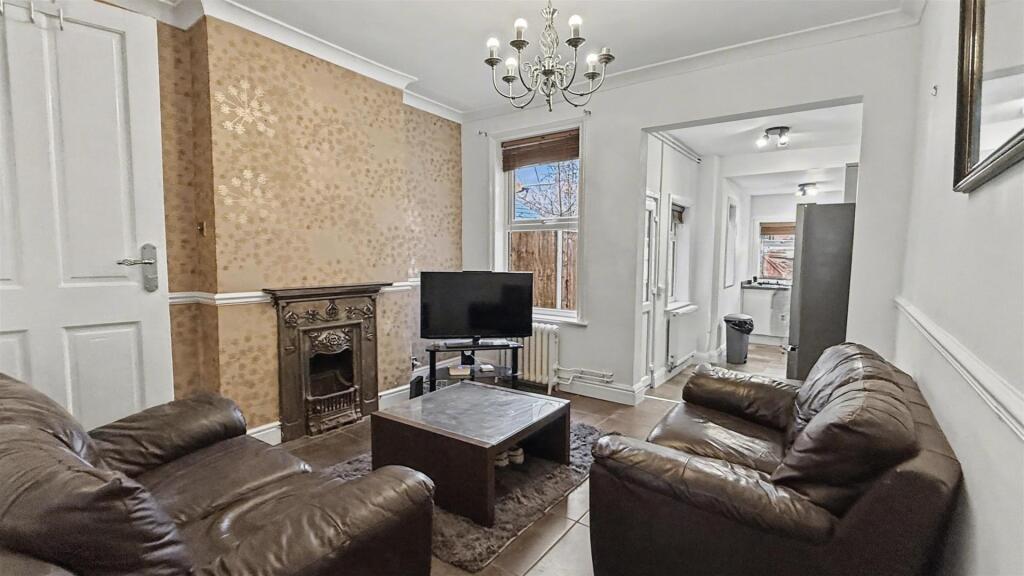 Additional image 7 of Holly Road, Cotteridge / Kings Norton, Birmingham