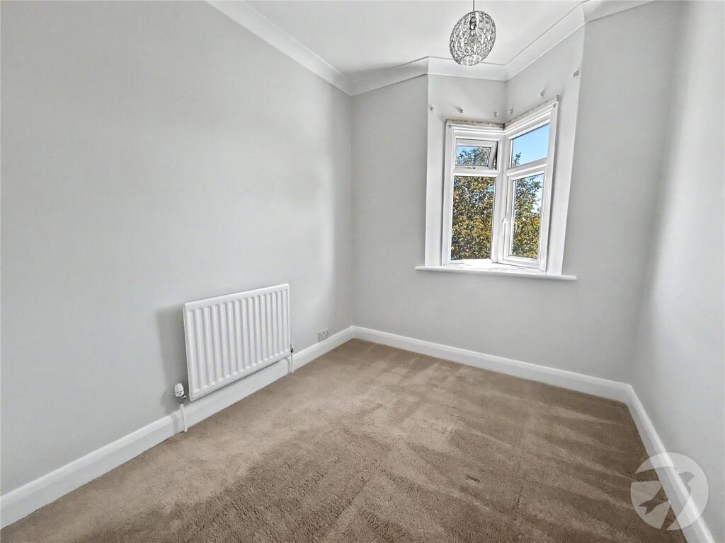 Apartment in Sidcup, The Hollies, Longlands - More