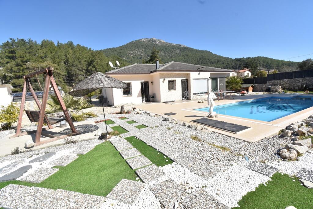 Main image of property: Mugla, Fethiye, Üzümlü